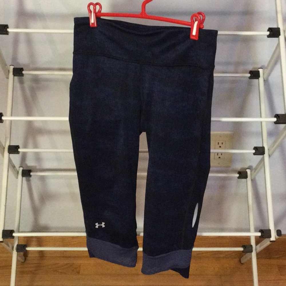 Under Armour Blue Cropped Leggings